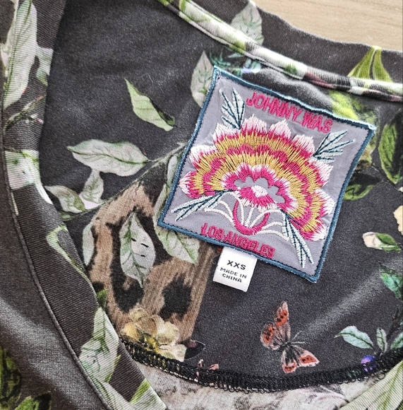 JOHNNY WAS Ash Bird Swing Tee Leopard Top - Picture 2 of 5